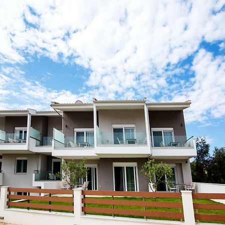 The Papoutsakis Apartments Nikiti  Exterior foto