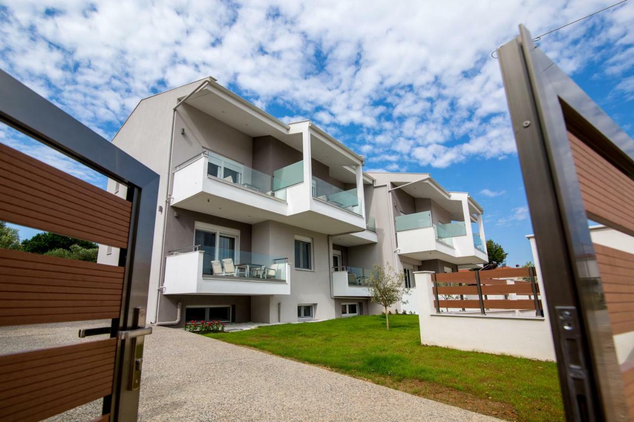 The Papoutsakis Apartments Nikiti  Exterior foto